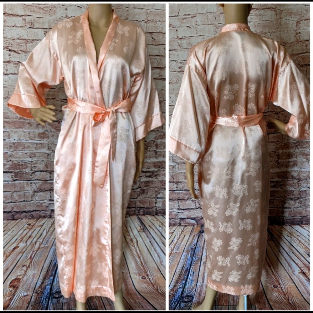 Christian Dior polyester robe pink